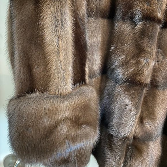 Jean Claude Jitrois Genuine Mink  Fur Coat Medium Length Dark Brown Size XL US/4 - Picture 6 of 16